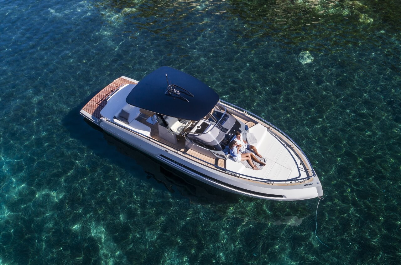 Invictus Yacht GT370 — photo 4