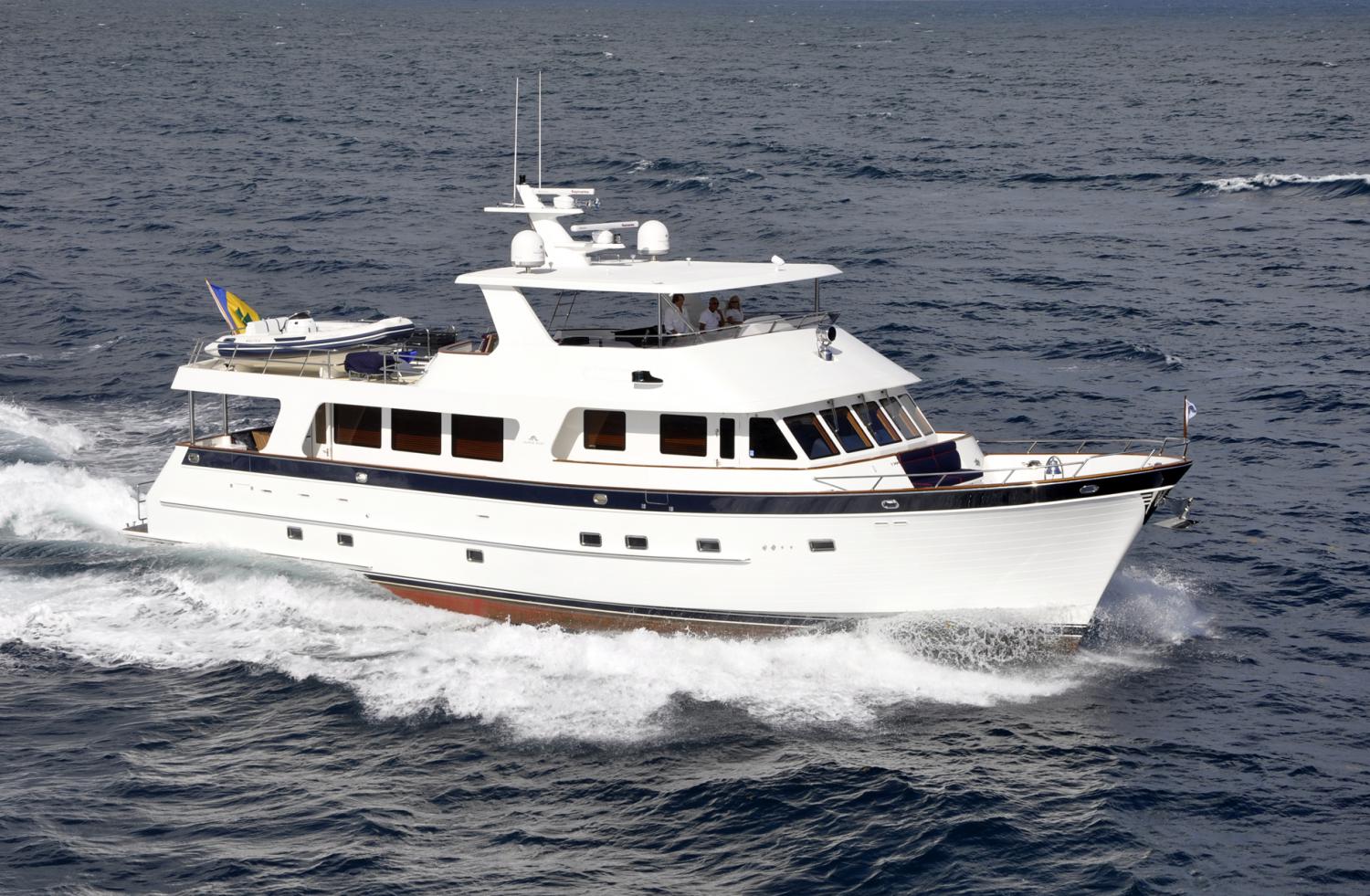 Outer Reef Yachts 800 / 830 Motoryacht — photo 4