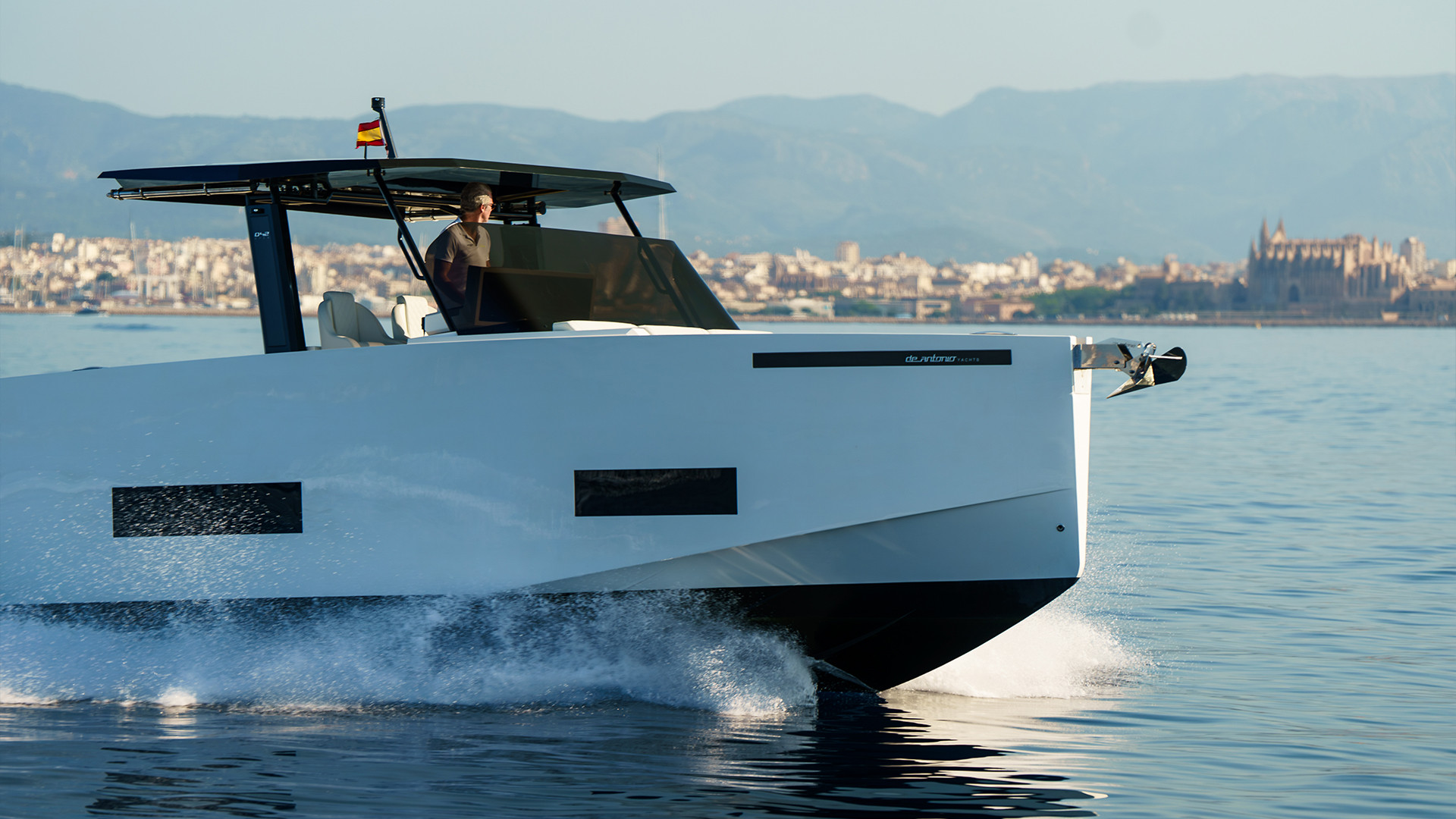 De Antonio Yachts D42 — photo 2