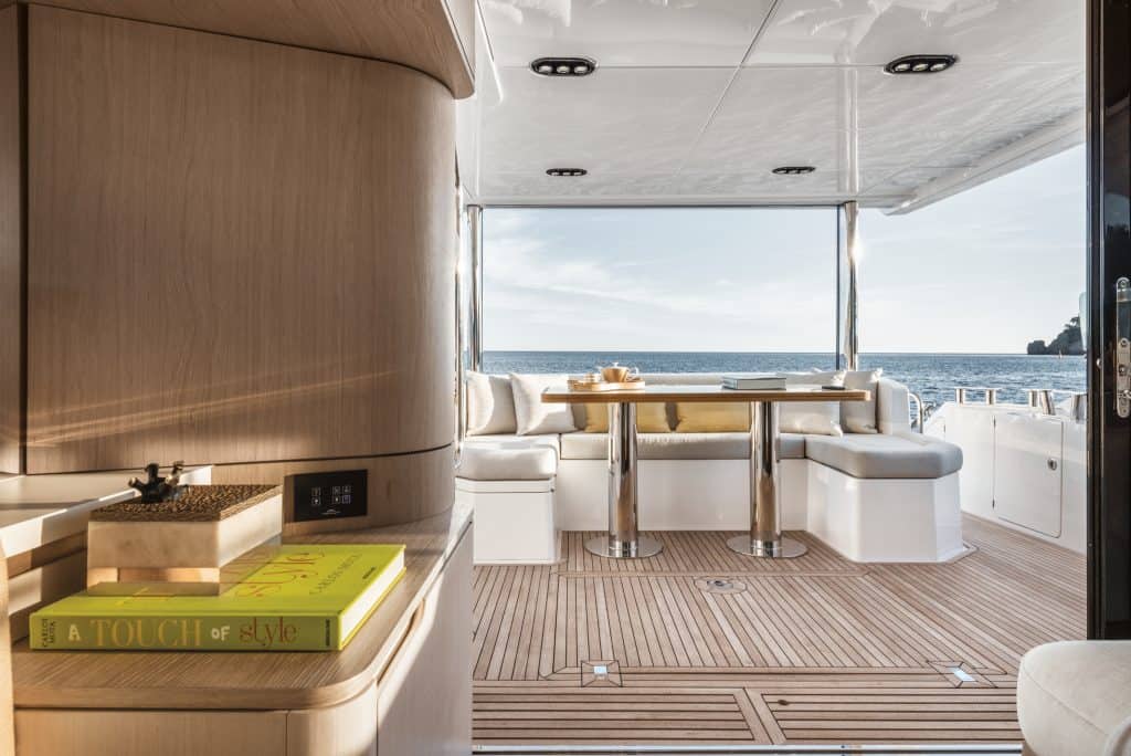Azimut Fly 60 — photo 11