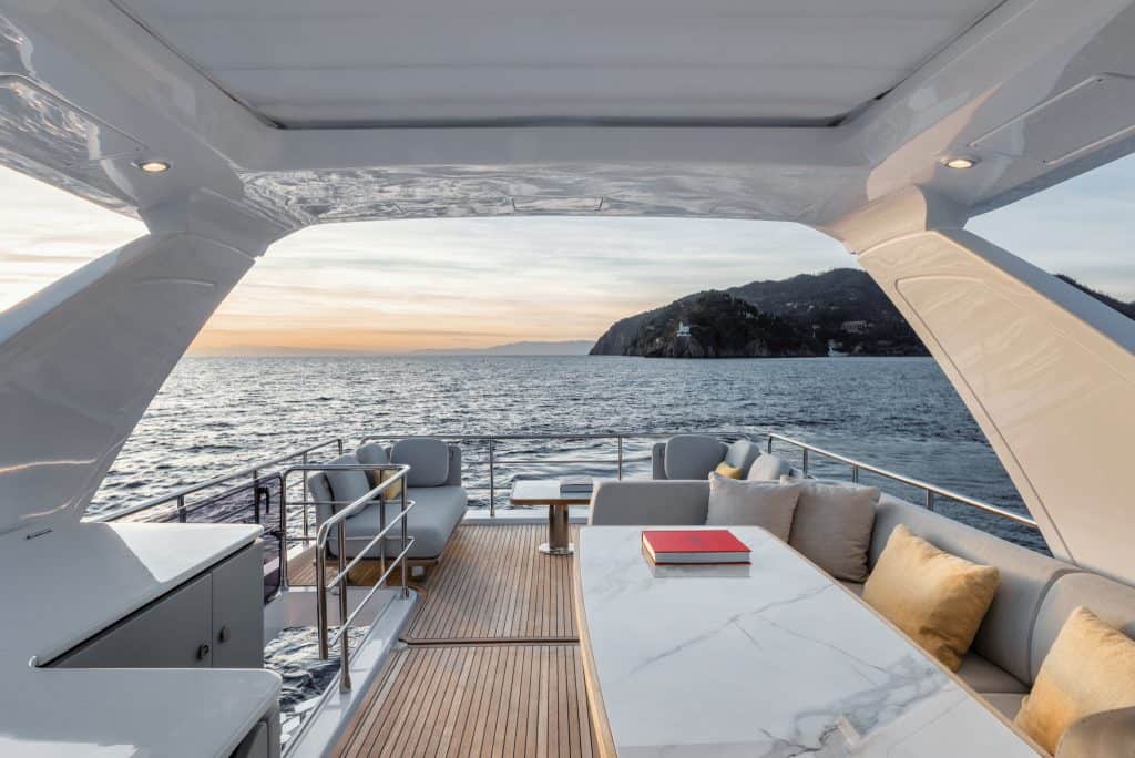 Azimut Fly 60 — photo 8