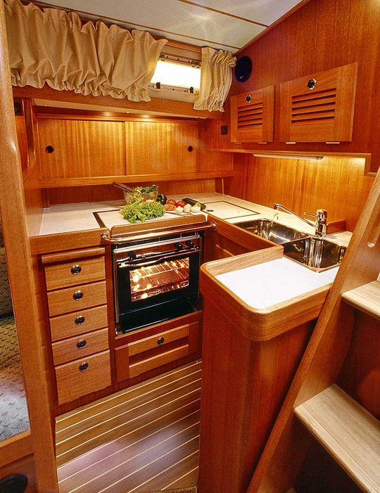Hallberg-Rassy 39 Mk II — photo 6
