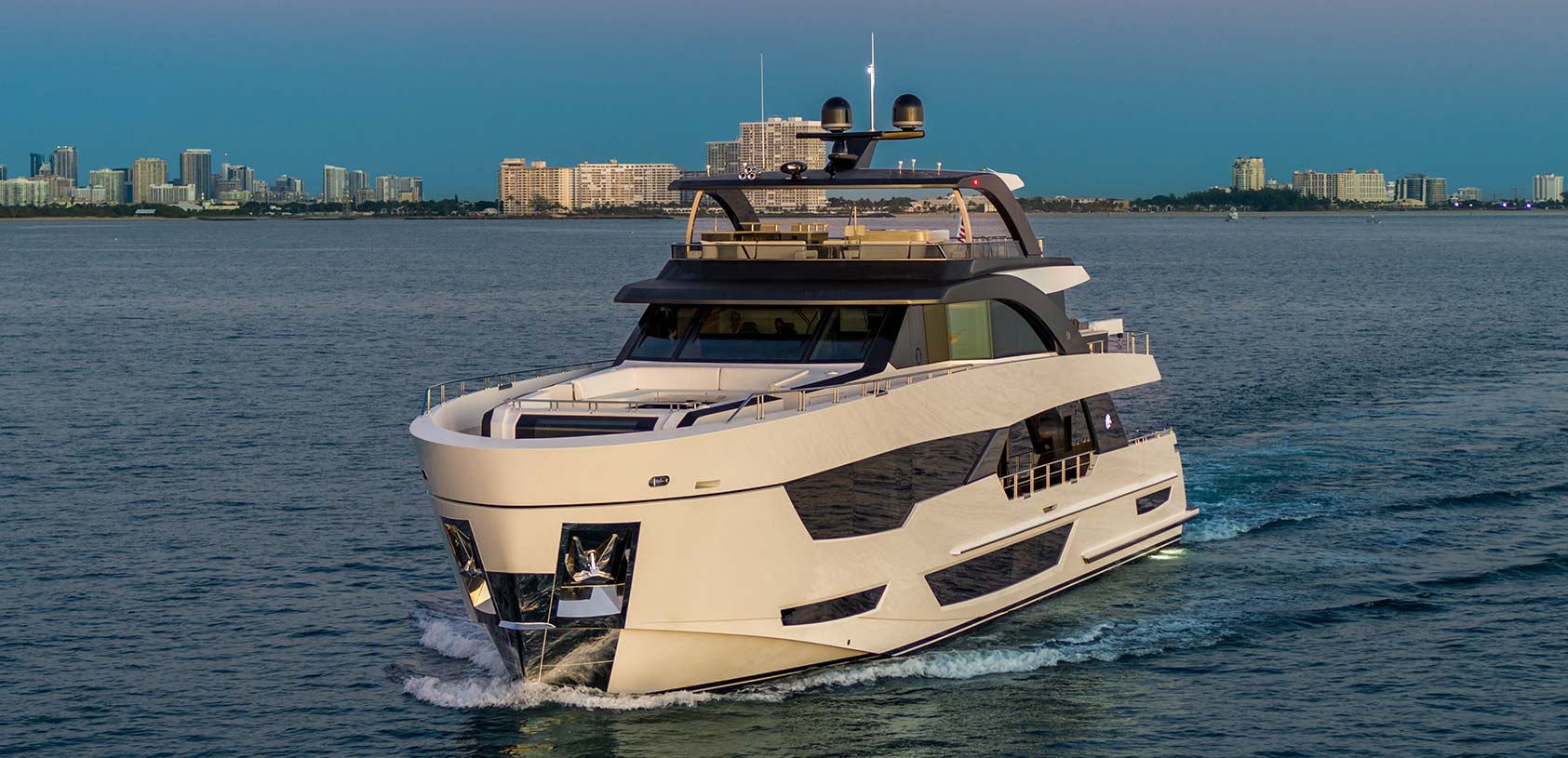 Ocean Alexander 35R — photo 2