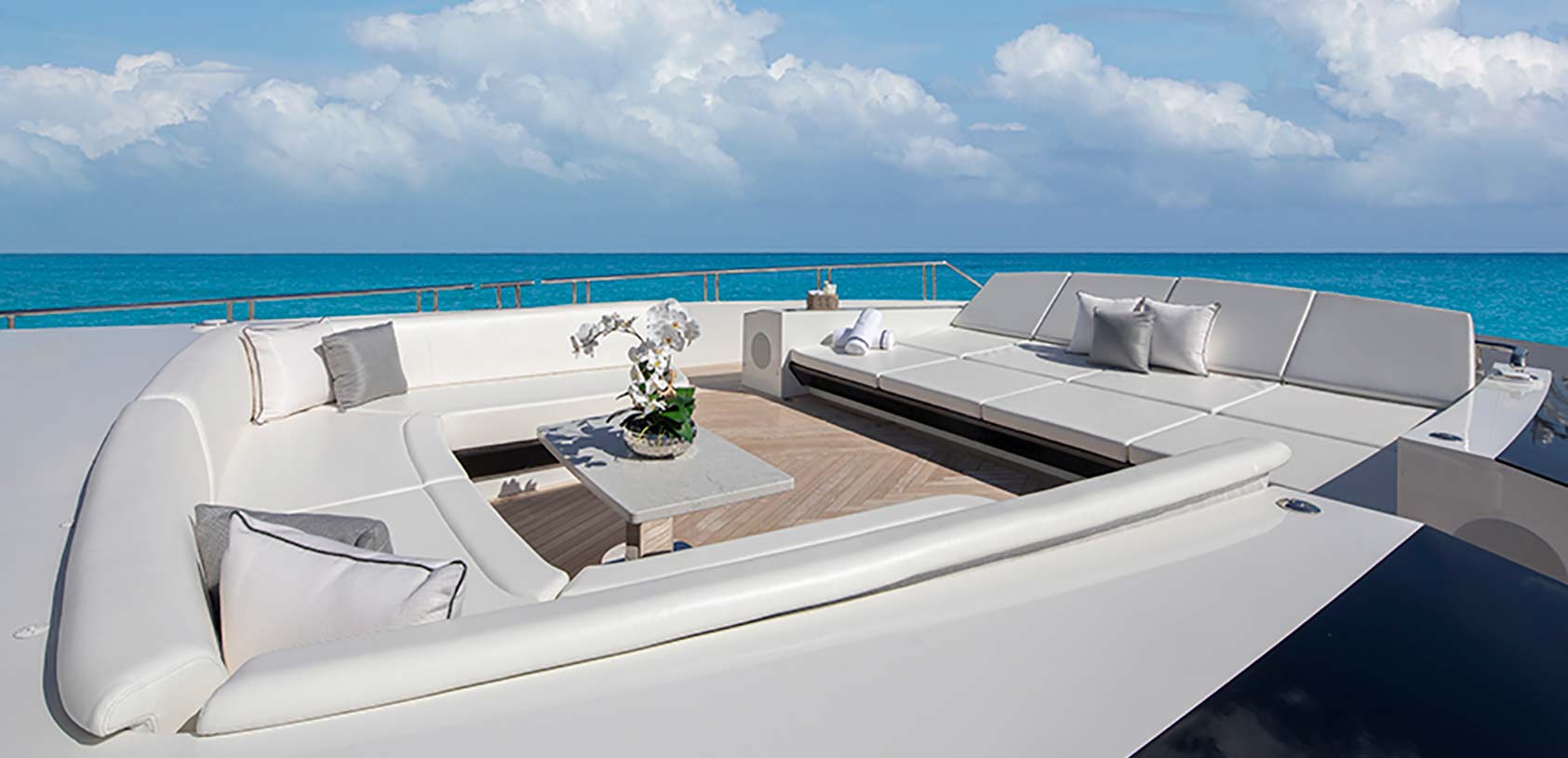 Ocean Alexander 35R — photo 8