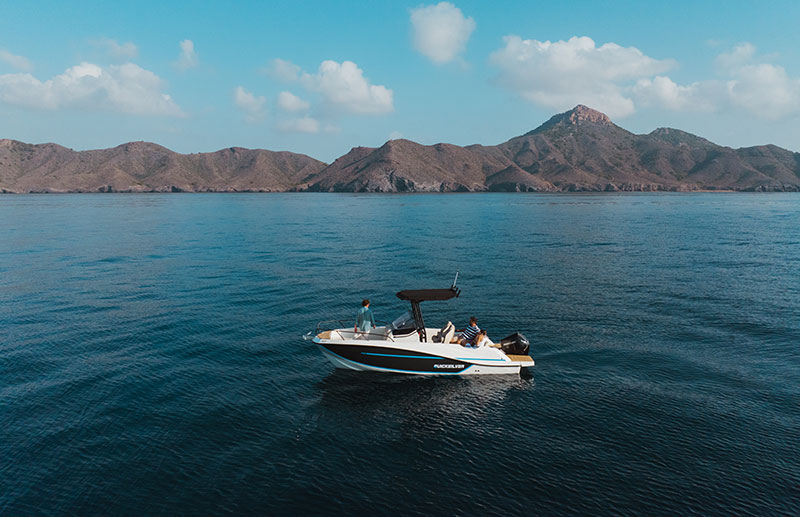 Quicksilver 705 Open — photo 3