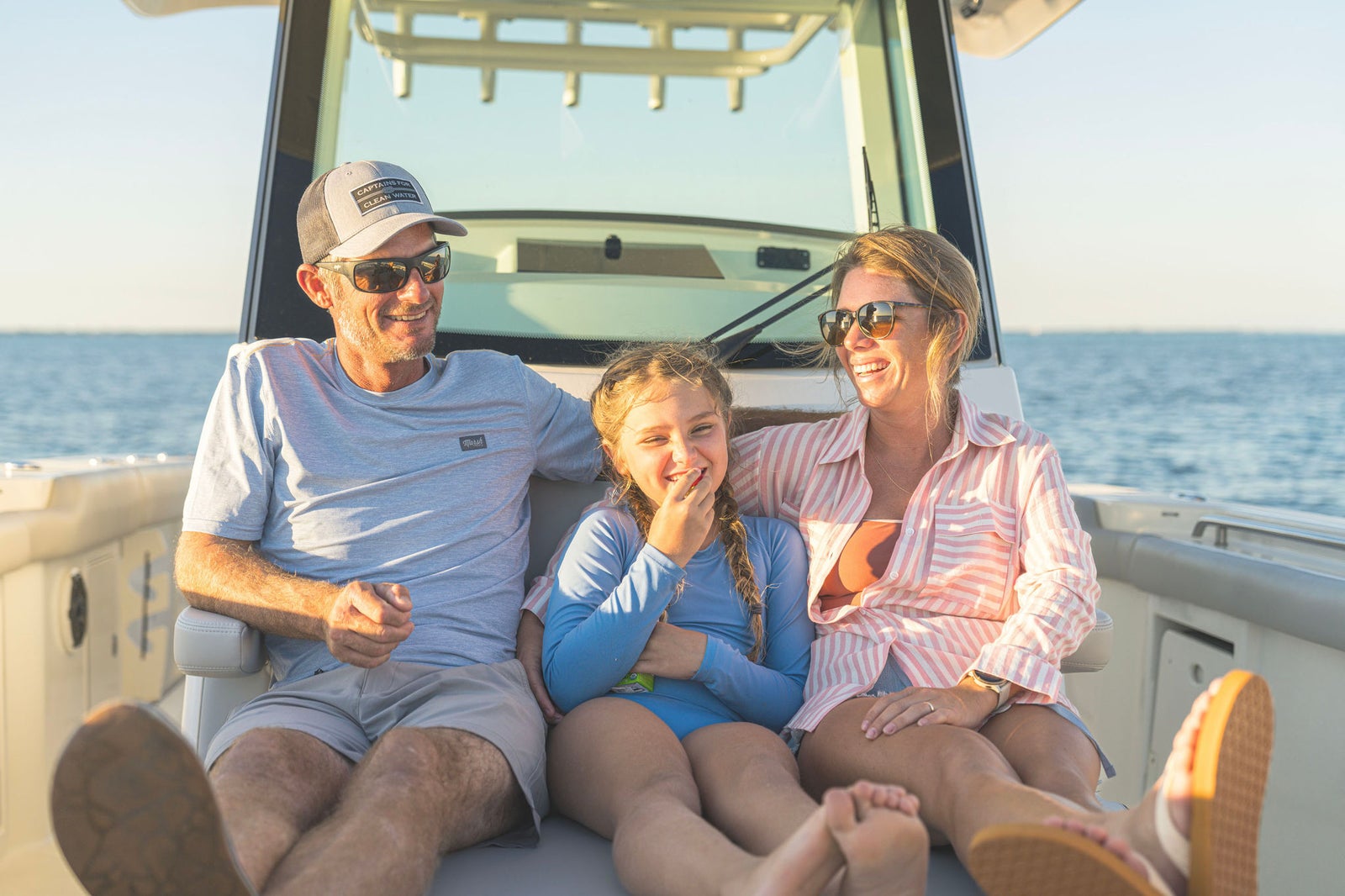 Boston Whaler 330 Outrage — photo 4