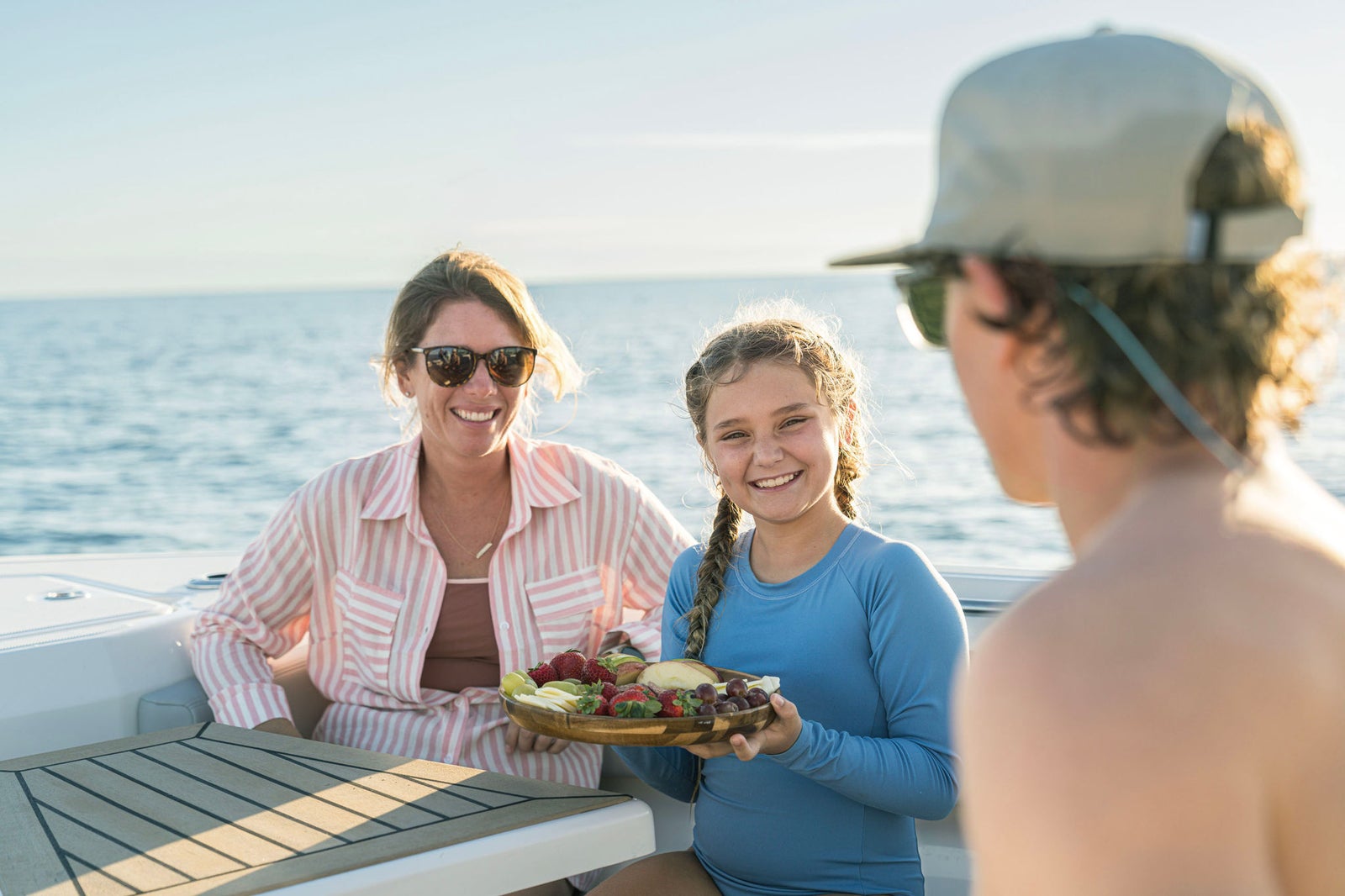 Boston Whaler 330 Outrage — photo 8