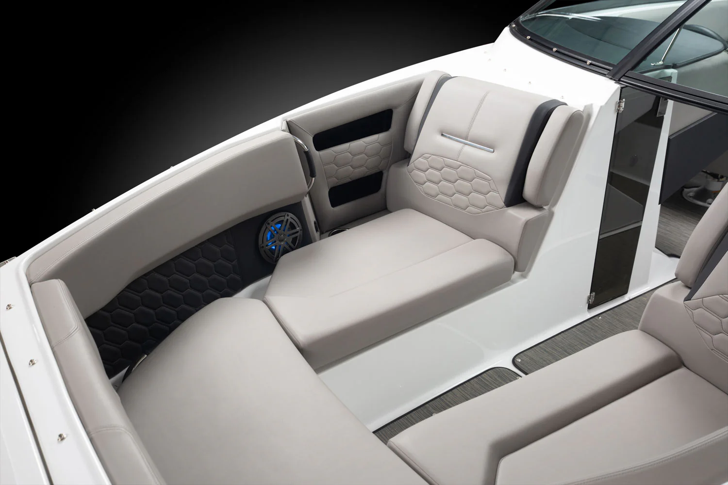 Four Winns H6 — 사진 8