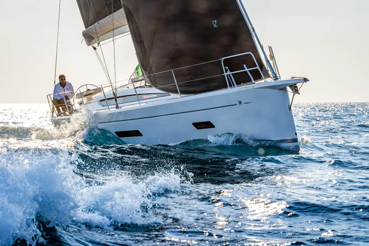 Italia Yachts IY 12.98 — photo 7