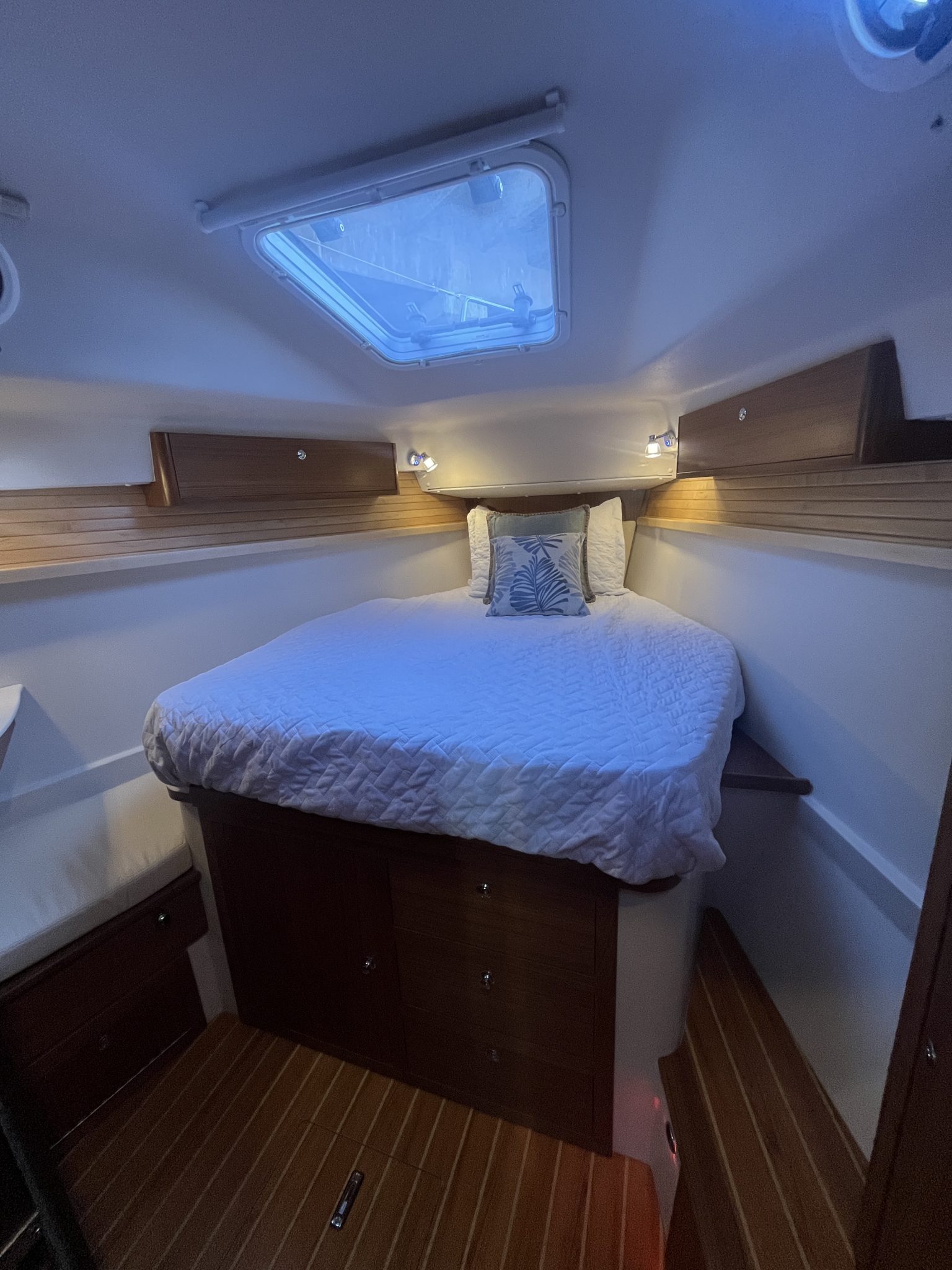 Catalina 386 — photo 9