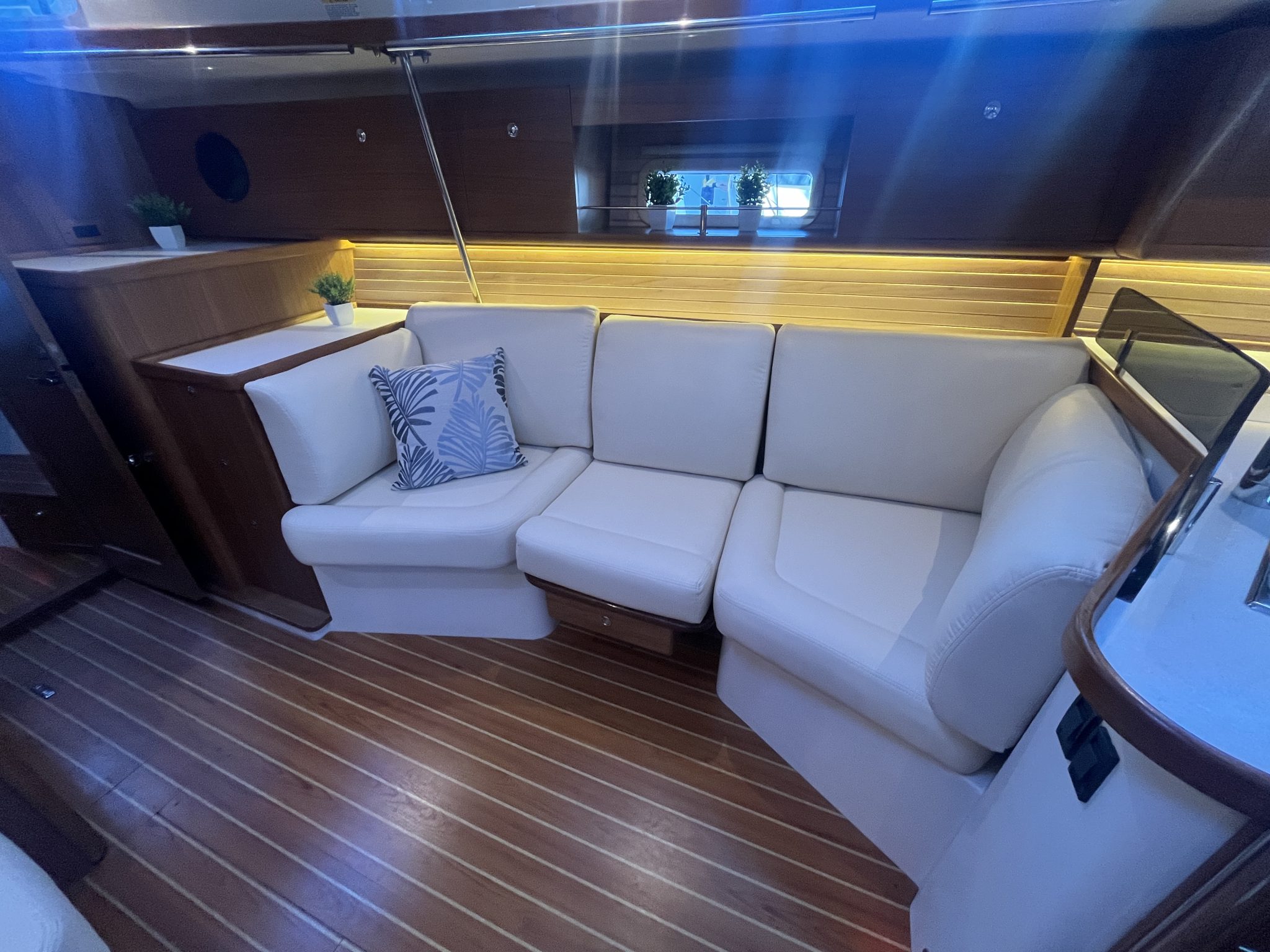 Catalina 386 — photo 7