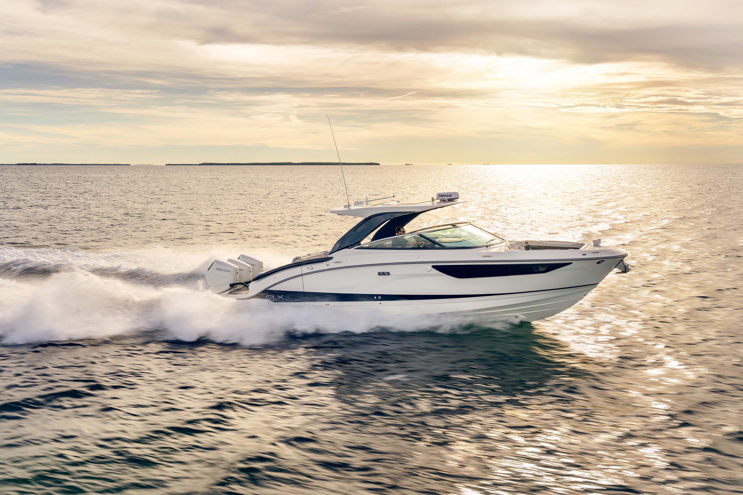 Sea Ray SLX 360 Outboard — photo 9
