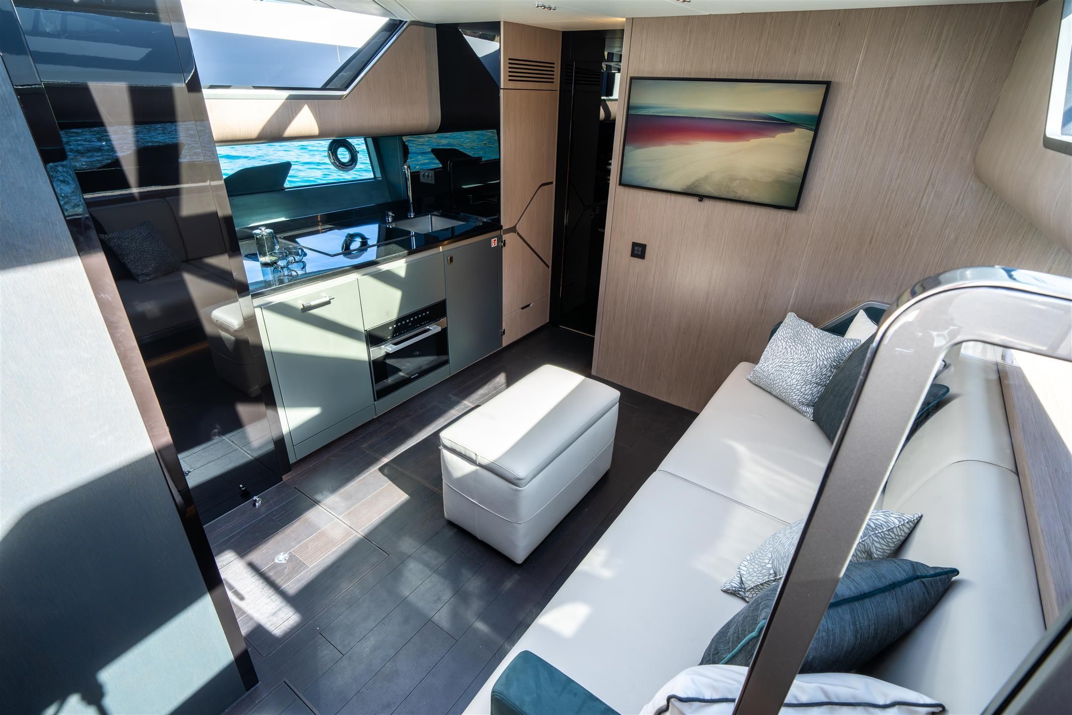 Sunseeker Superhawk 55 — photo 7