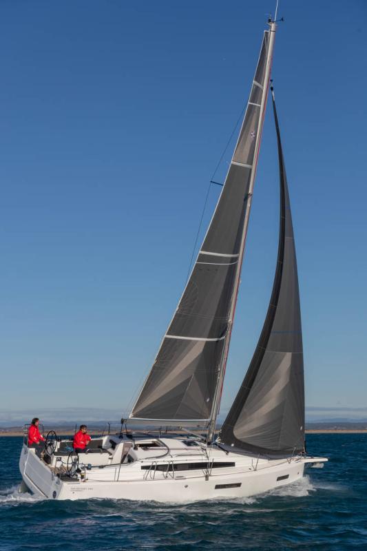 Jeanneau Sun Odyssey 380 — Foto 3