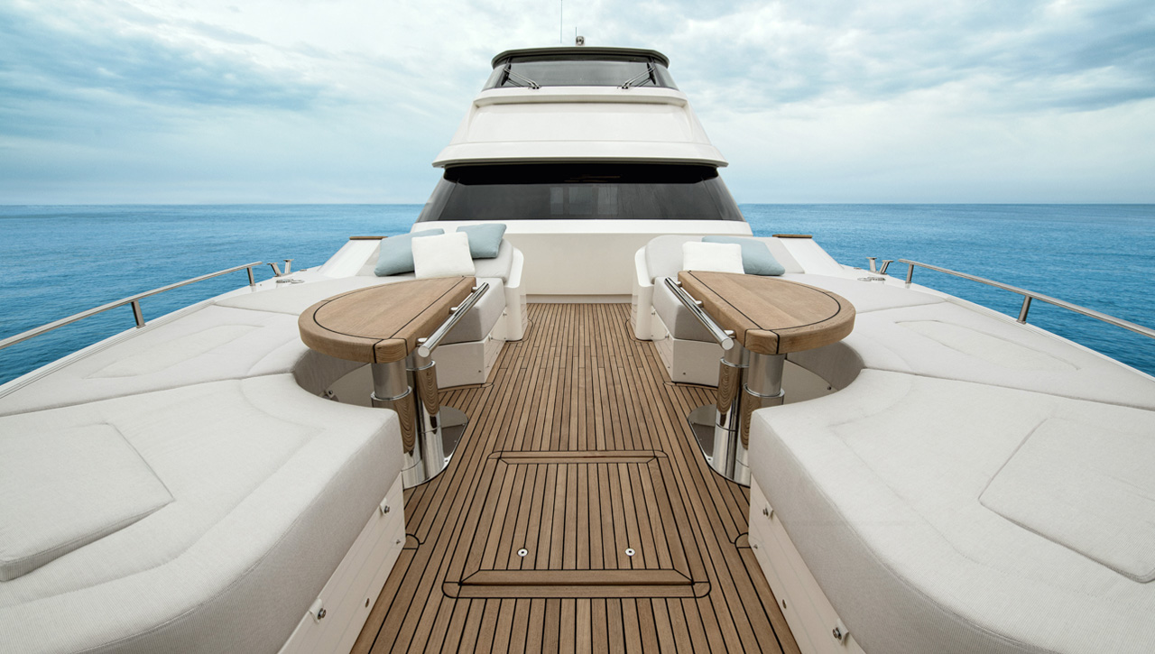 Monte Carlo Yachts MCY 70 Skylounge — photo 5