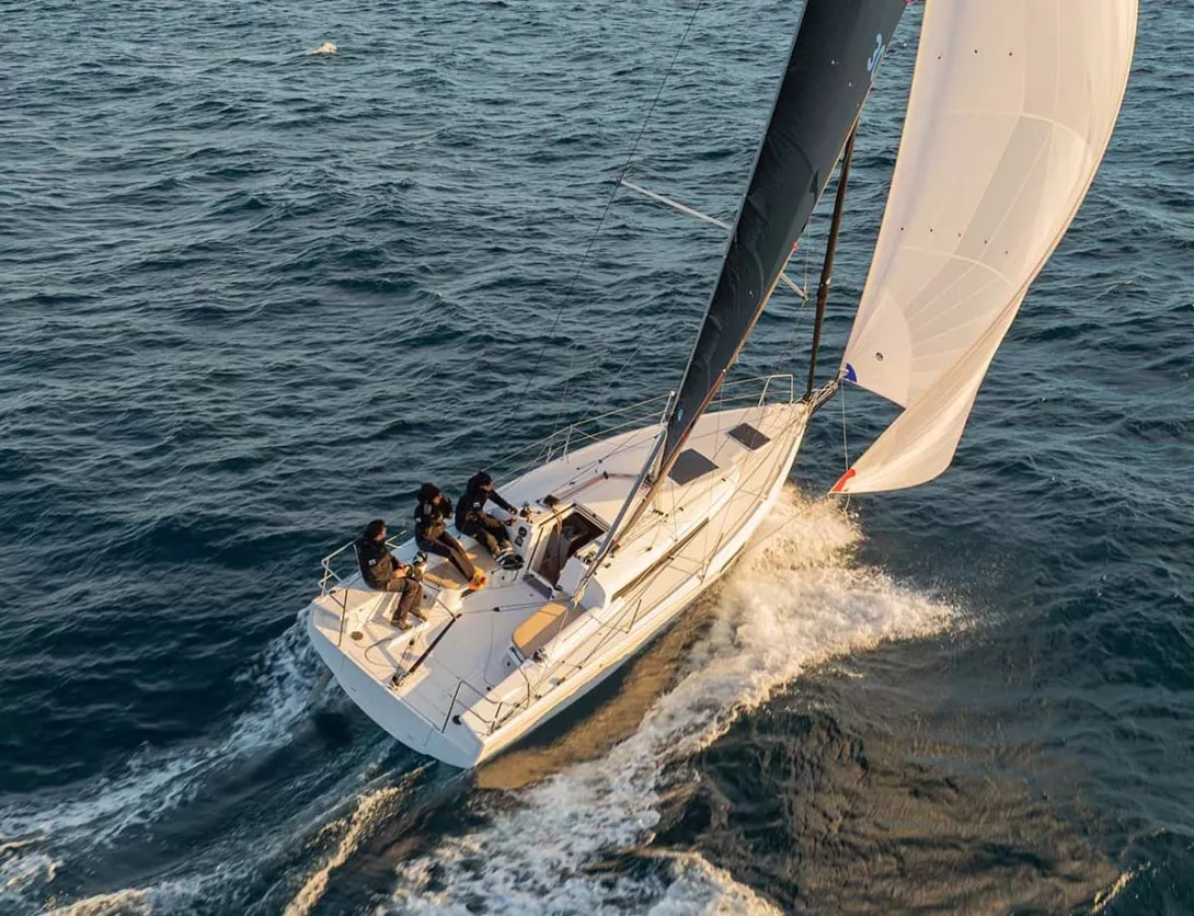 Beneteau First 30