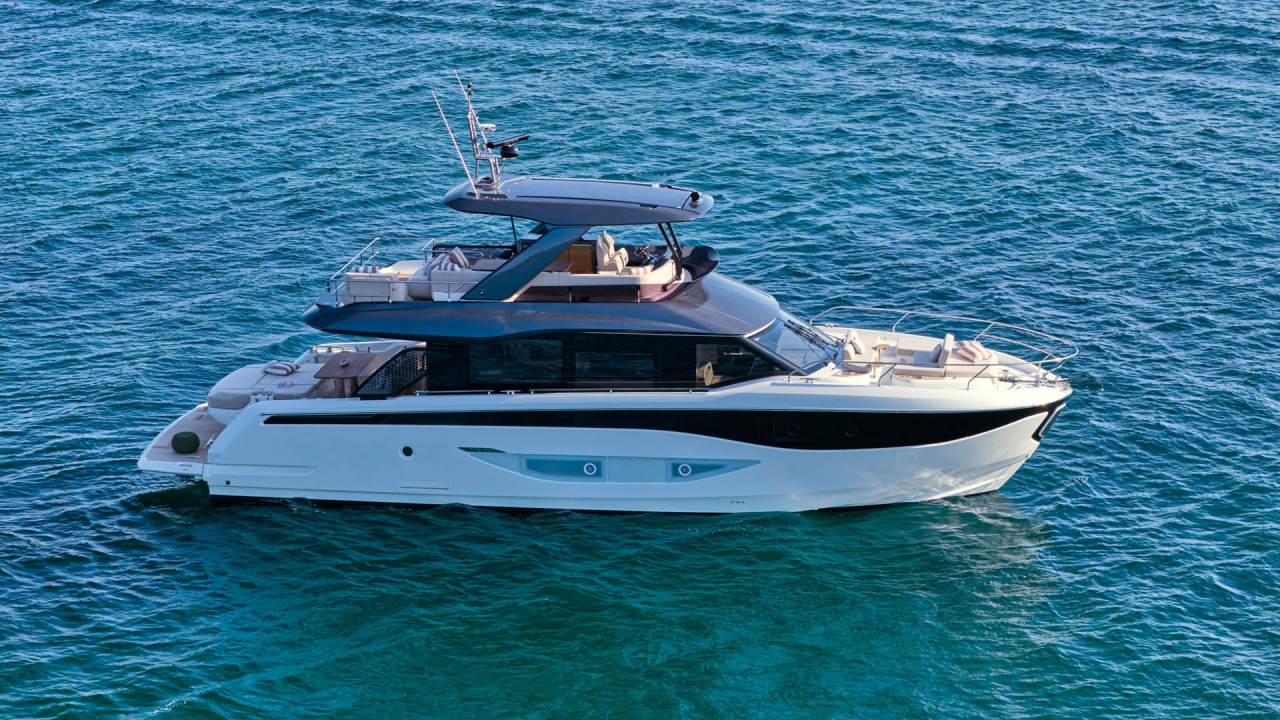 Prestige F6.7 — Foto 2