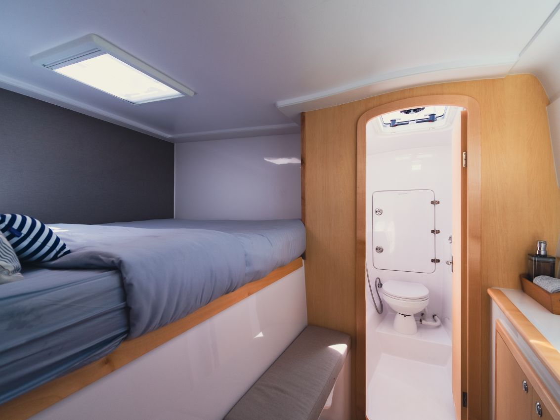 Seawind 1160XL — photo 8