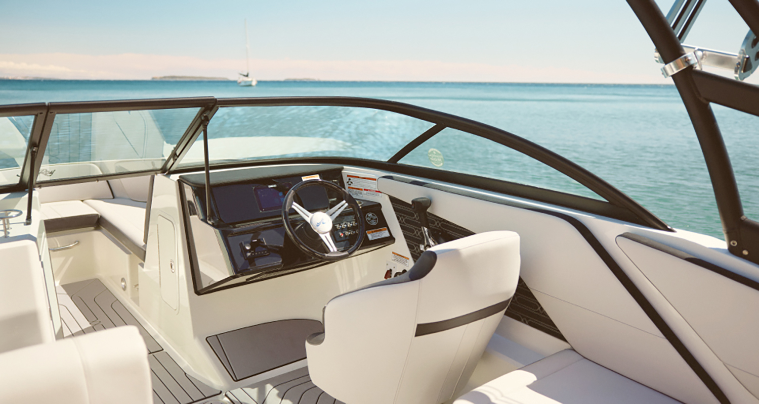 Sea Ray SPX 210