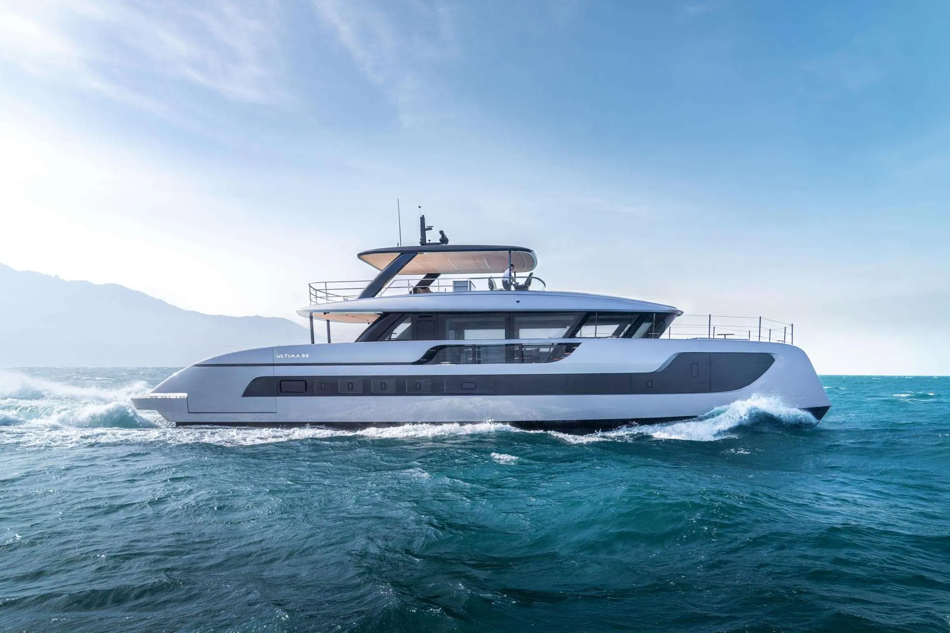 Sunreef Ultima 88 — photo 2