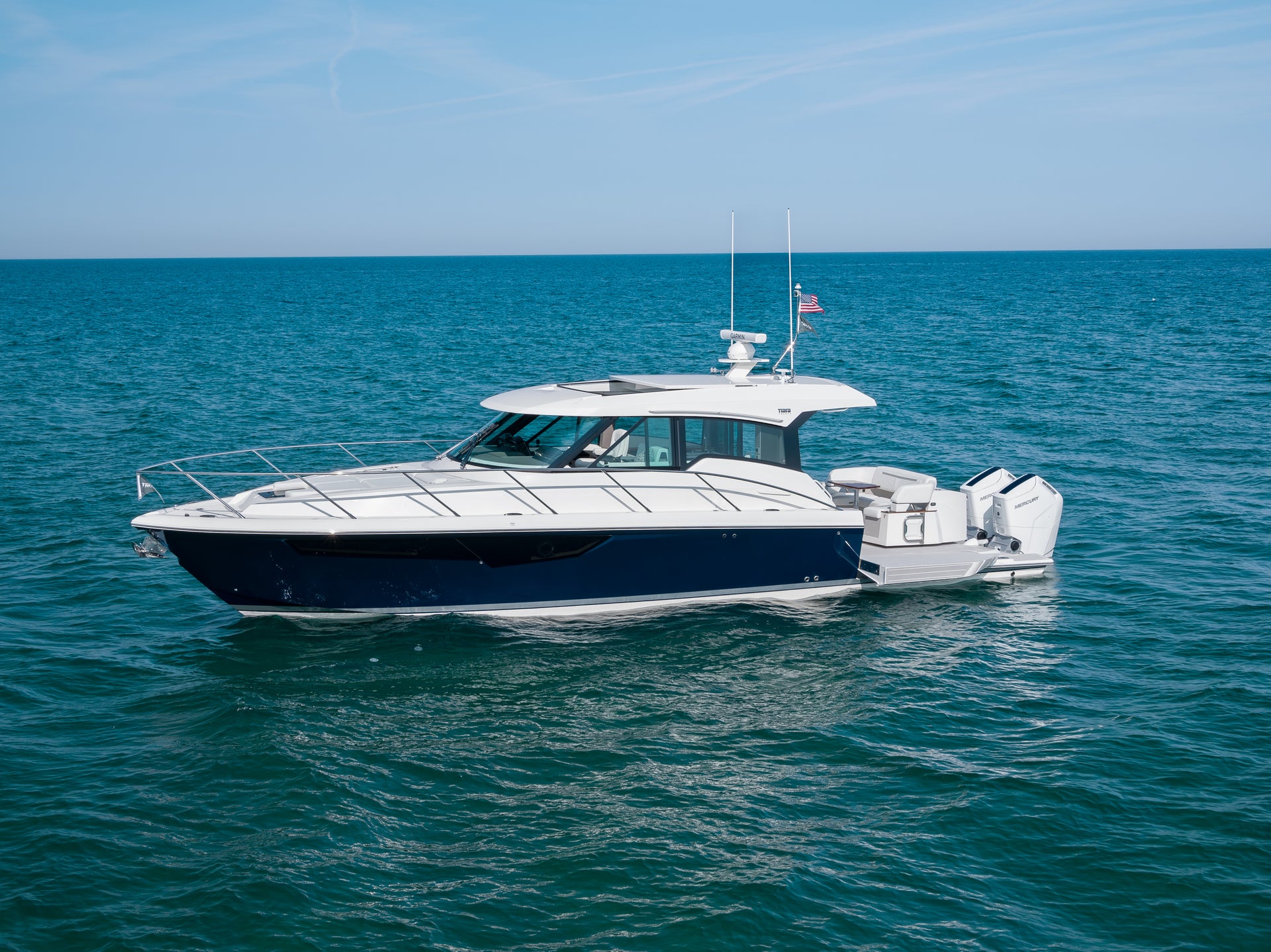 Tiara Yachts 43 LE — photo 10