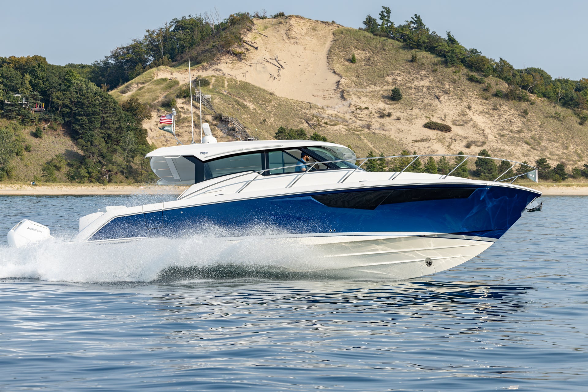 Tiara Yachts 43 LE — photo 3