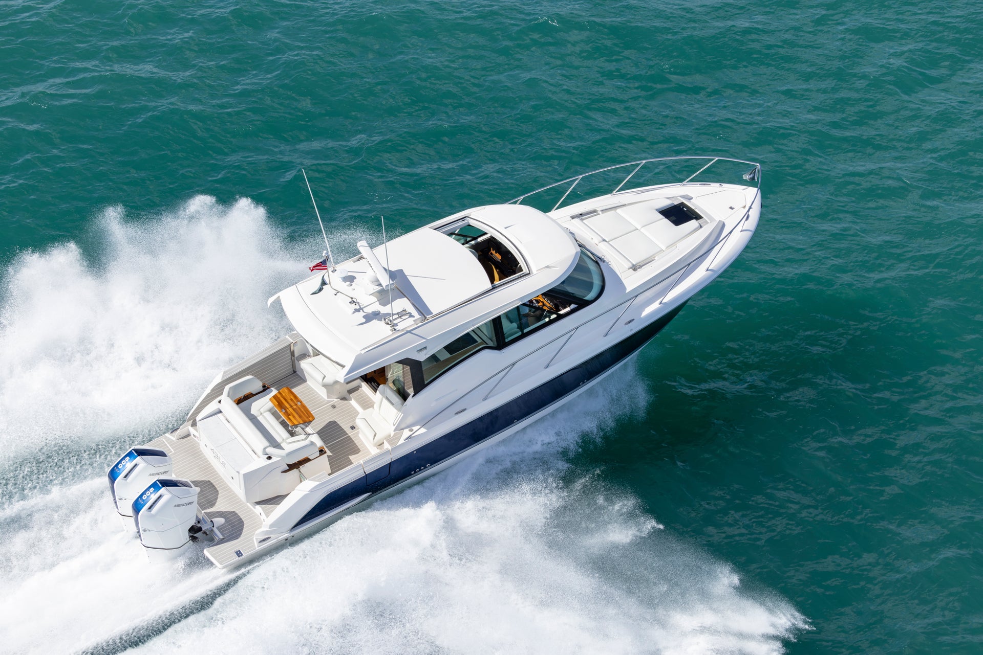 Tiara Yachts 43 LE — photo 2