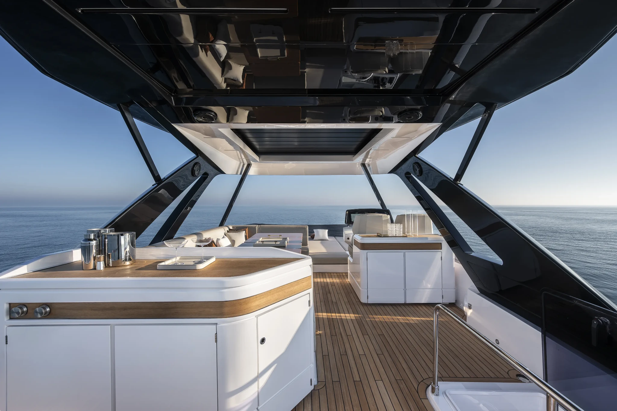 Ferretti Yachts 720 — photo 2