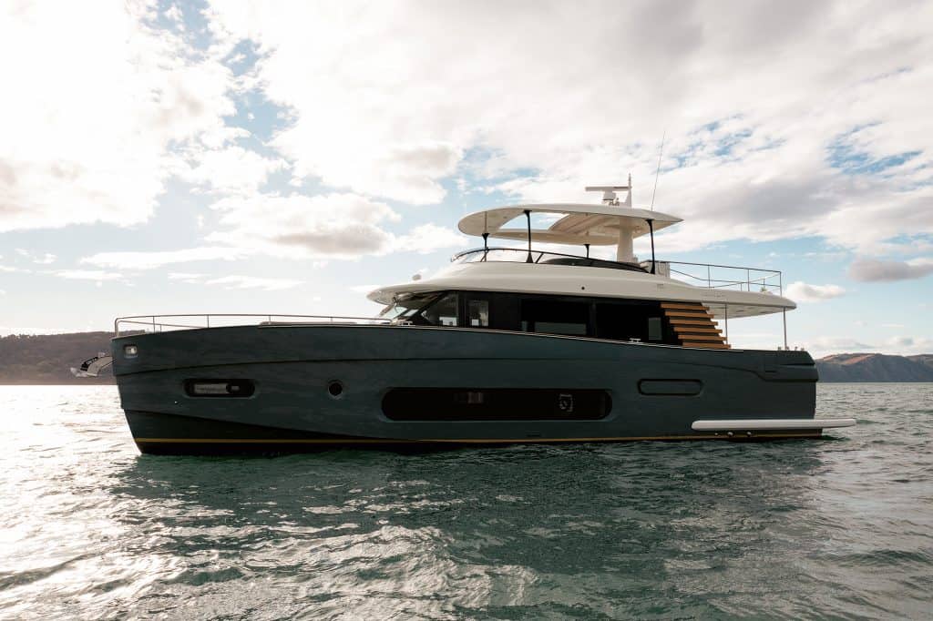 Azimut Magellano 66 — photo 2