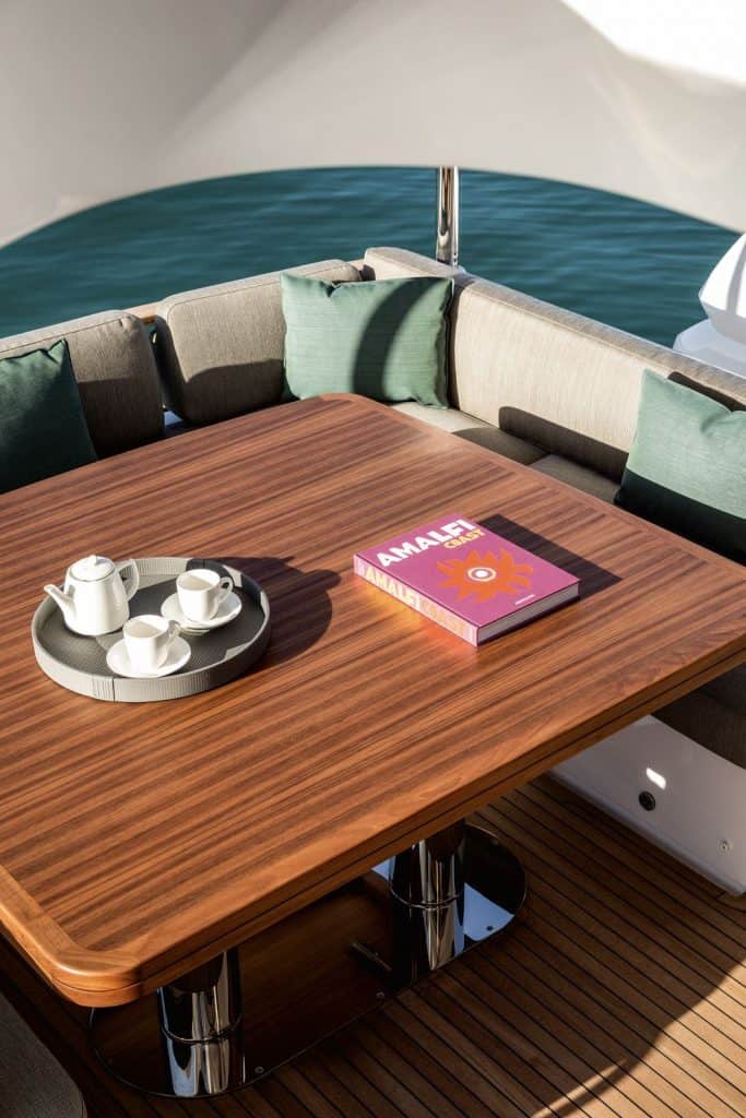 Azimut Magellano 66 — photo 10