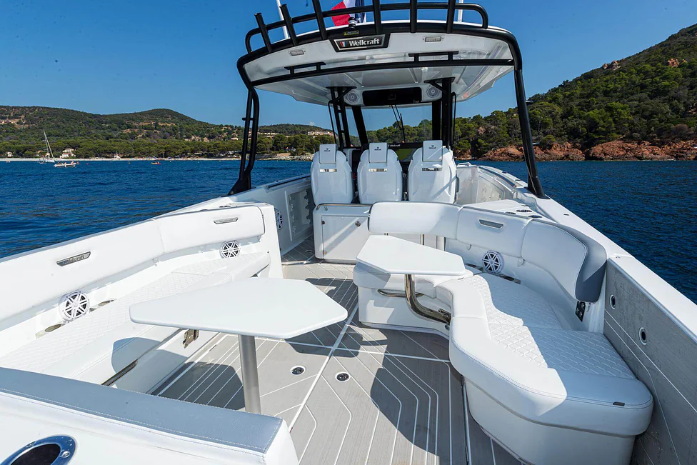 Wellcraft 38 T-Top — photo 10