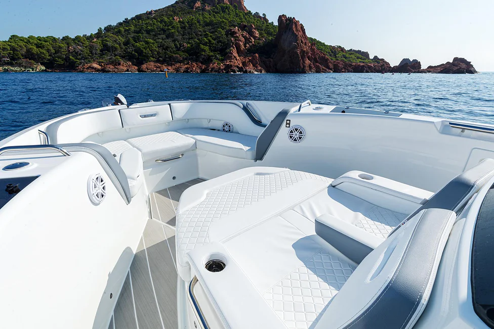 Wellcraft 38 T-Top — photo 8