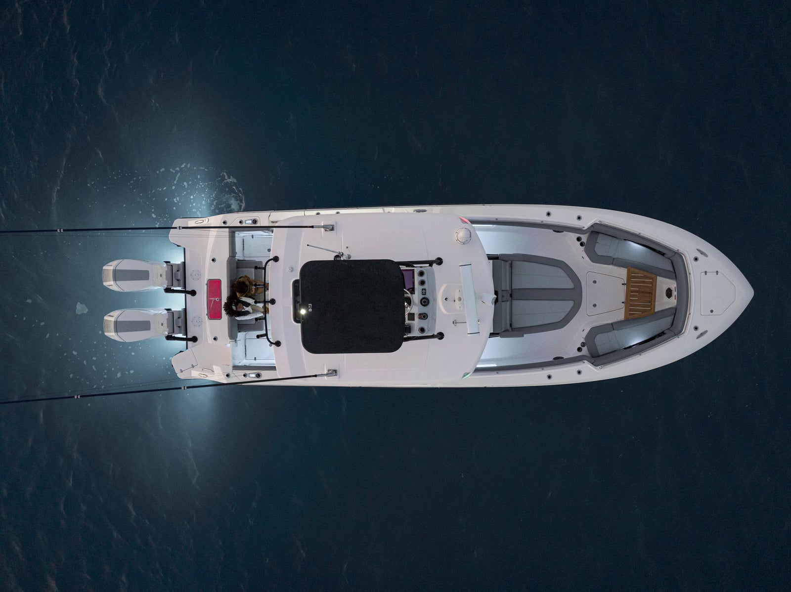 Boston Whaler 360 Outrage — 照片 9