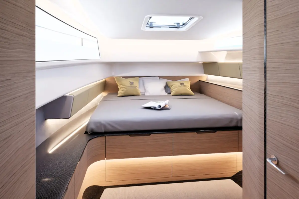 Italia Yachts IY 37 Veloce — photo 5