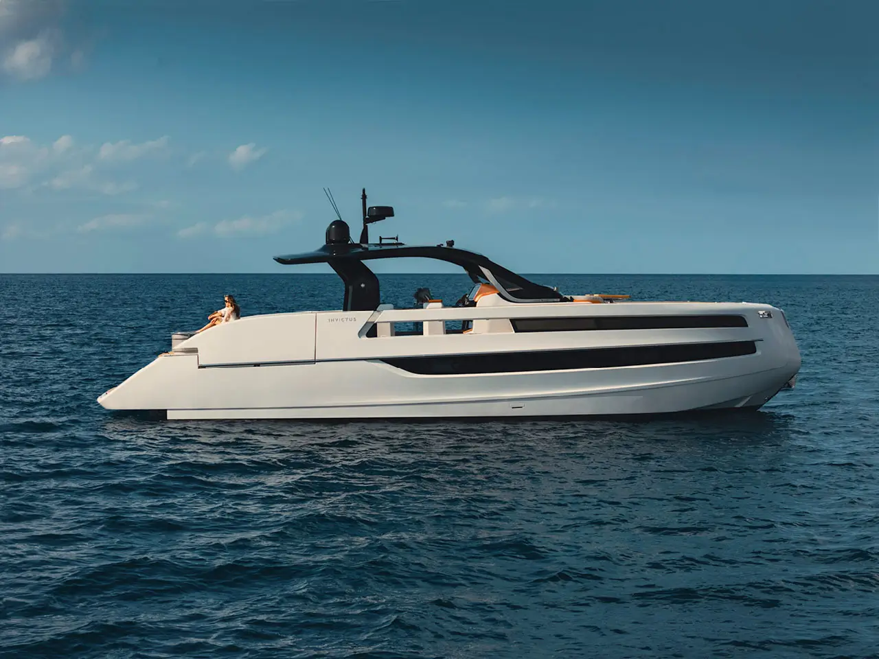 Invictus Yacht TT550 — photo 4