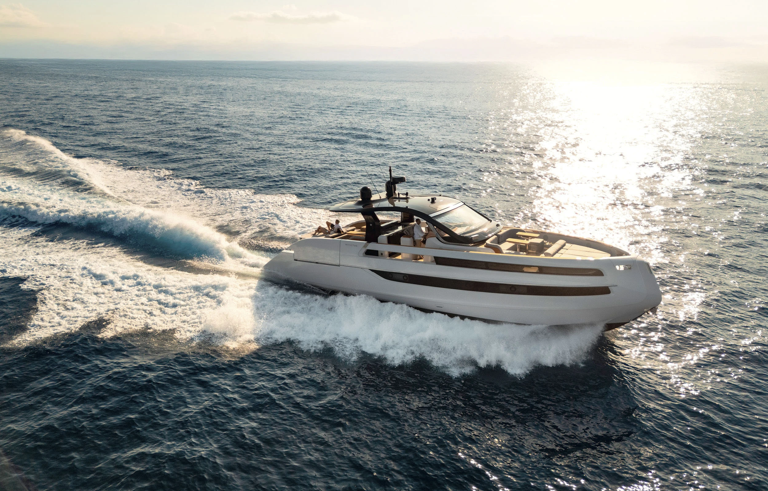 Invictus Yacht TT550