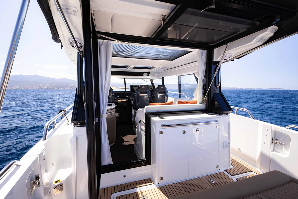 Wellcraft 38 Explorer — photo 6