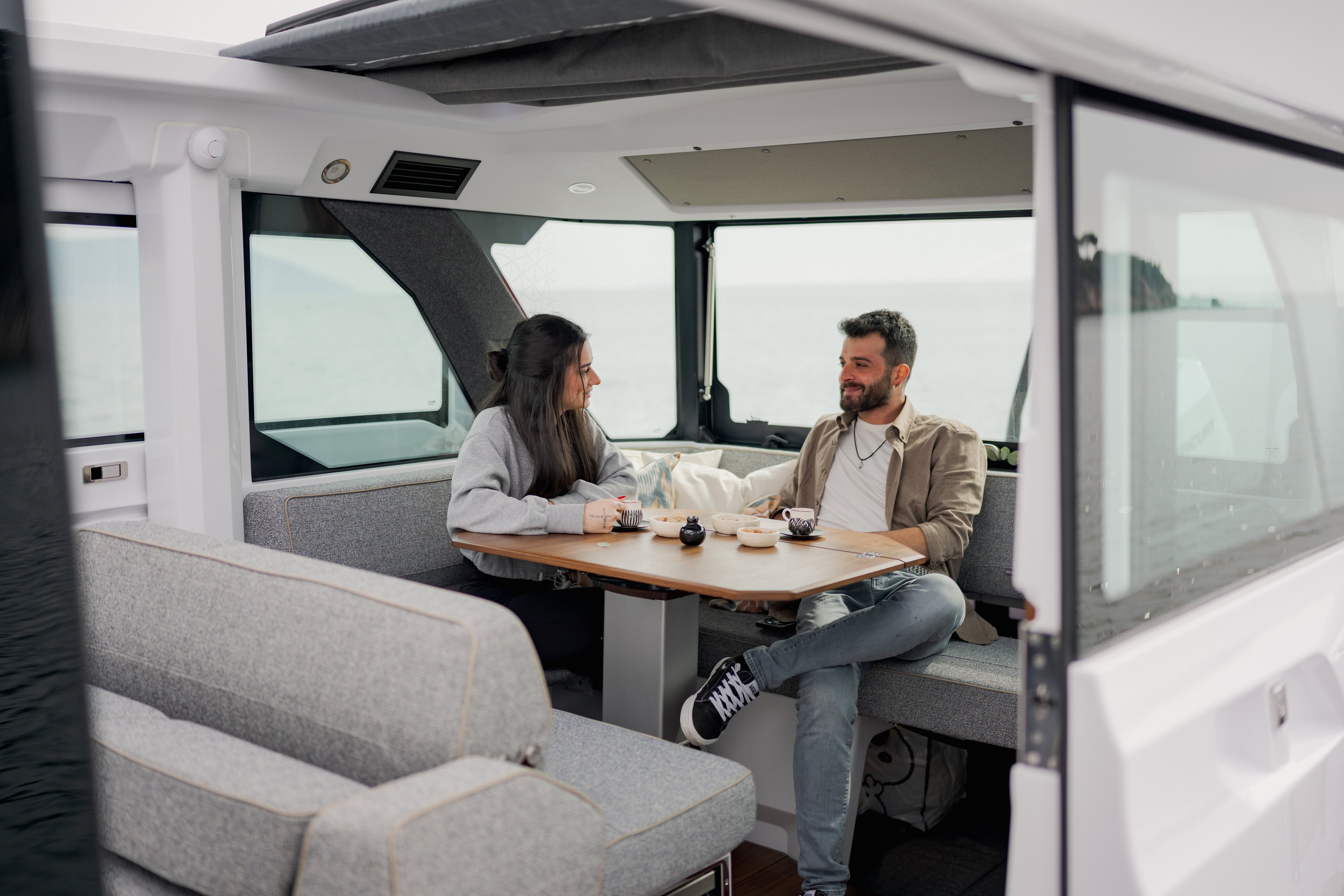 Axopar 38 XC Cross Cabin — photo 8