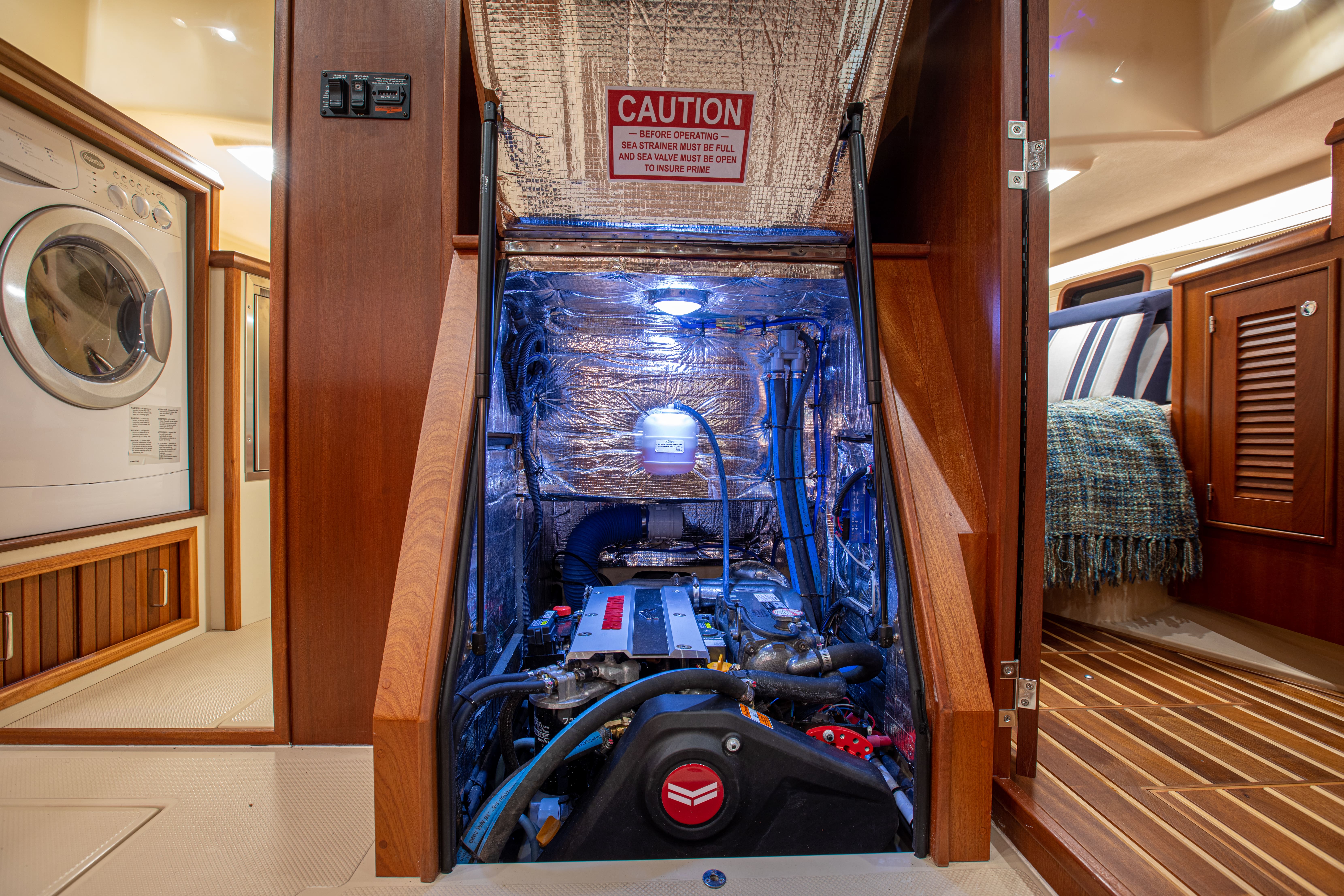 Island Packet Yachts IP 439 — photo 3