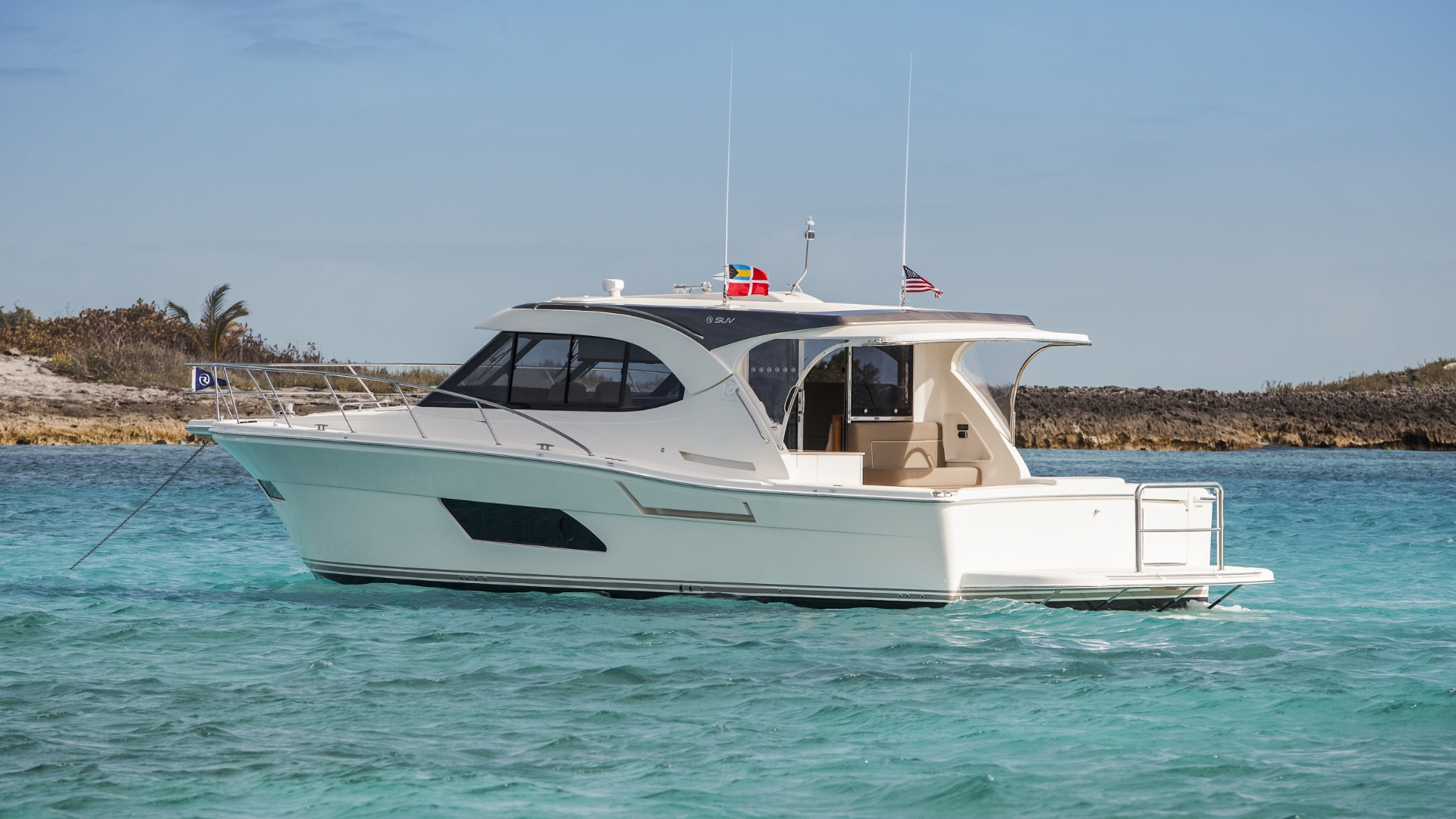Riviera 445 SUV — photo 2