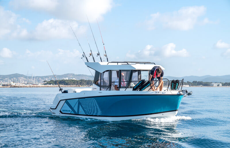 Quicksilver 705 Pilothouse — photo 3