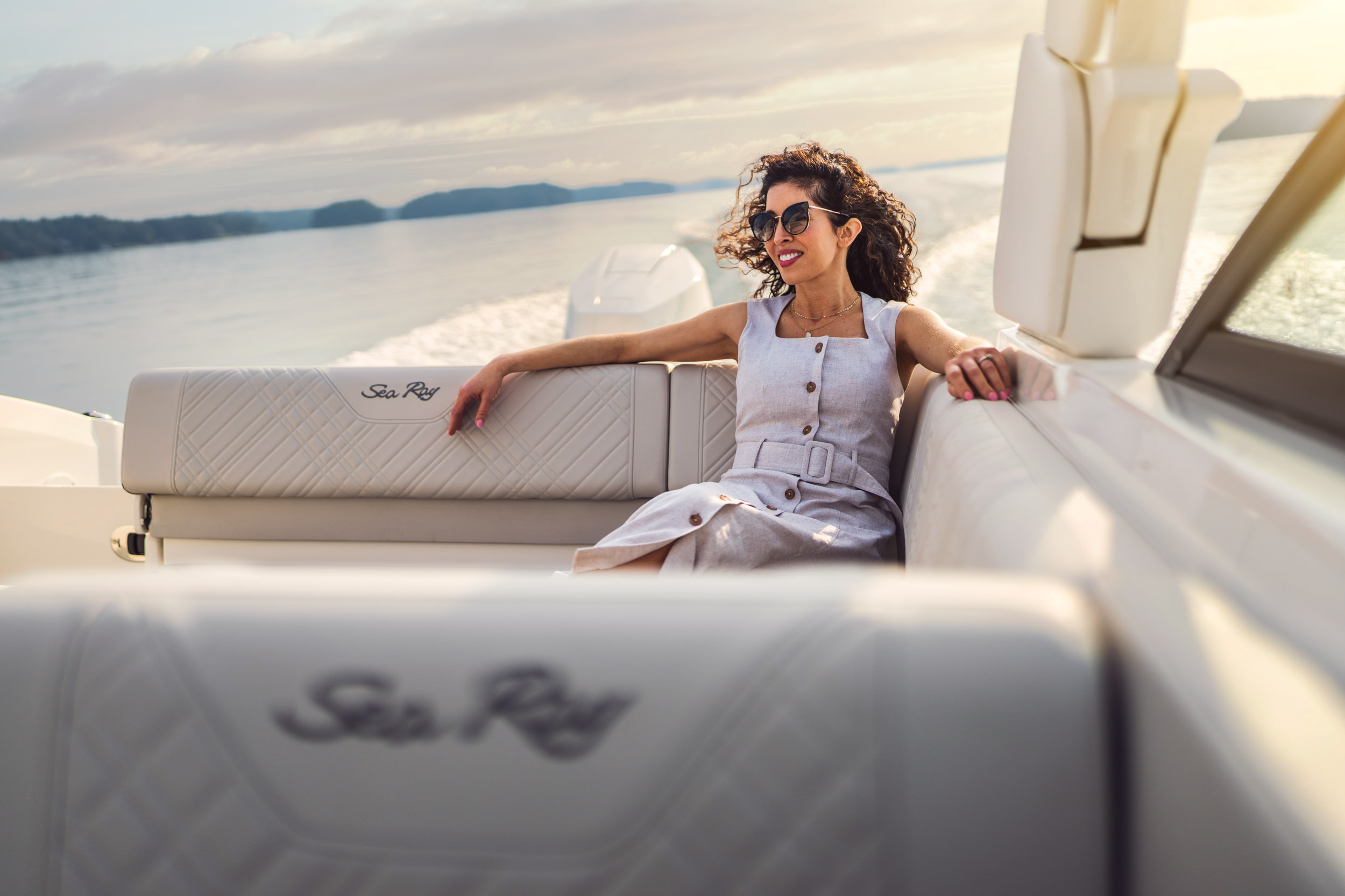 Sea Ray SDX 270 Outboard — photo 5
