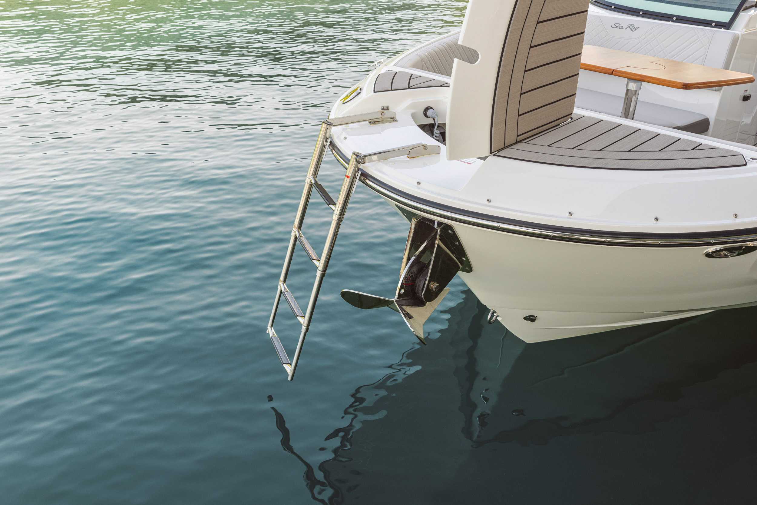 Sea Ray SDX 270 Outboard — photo 2