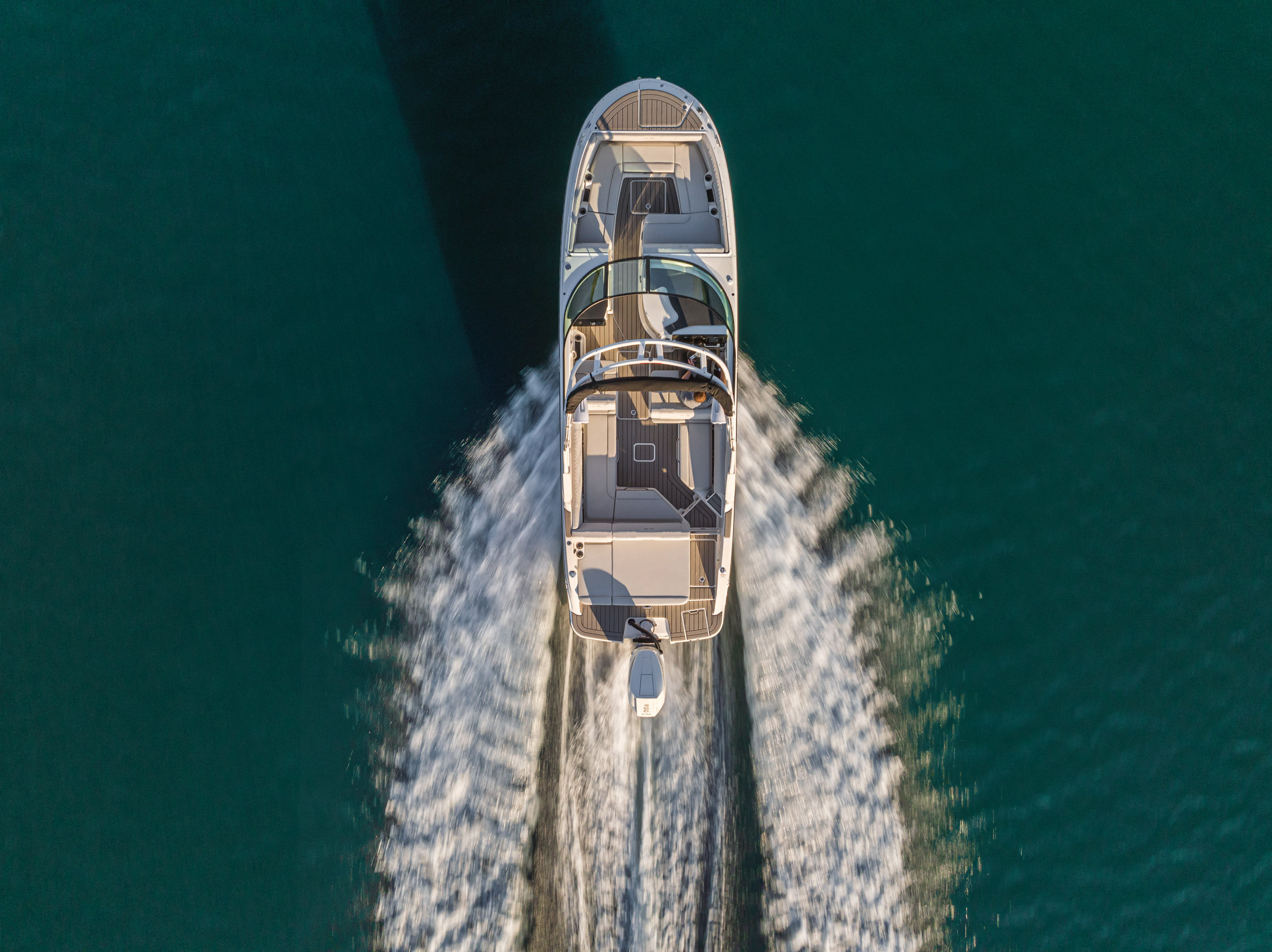 Sea Ray SDX 270 Outboard — photo 3