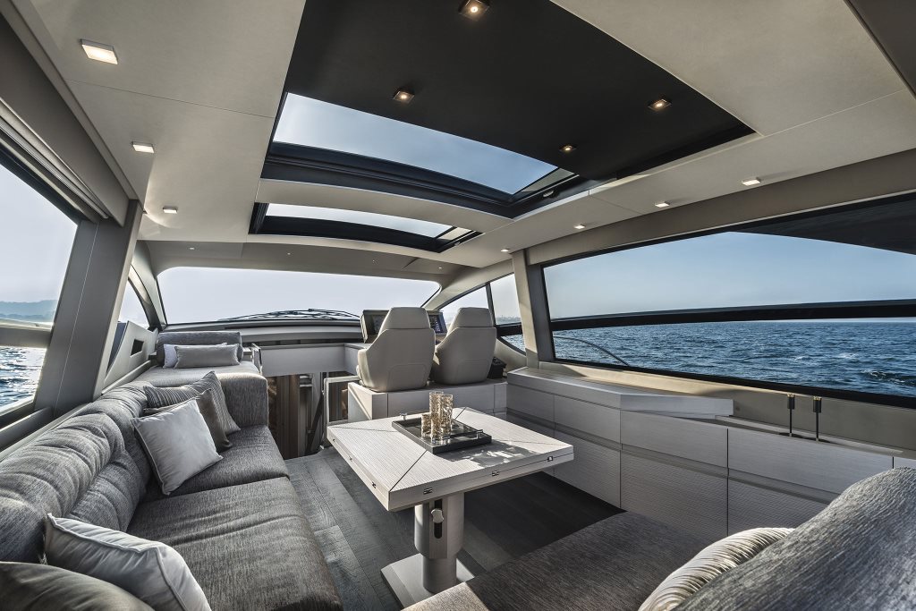 Pershing 7X — photo 8