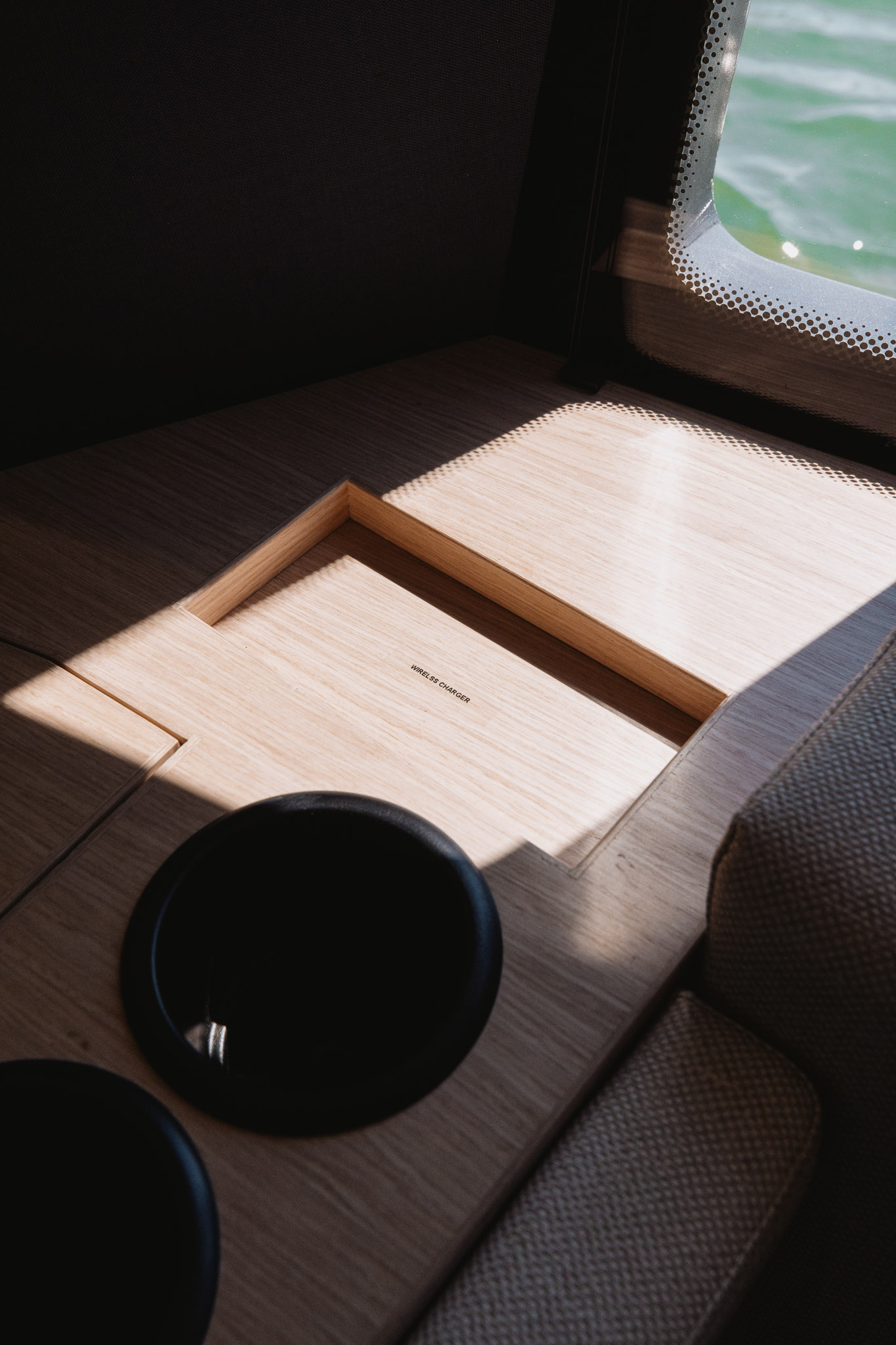 XO Boats EXPLR 44 — photo 2