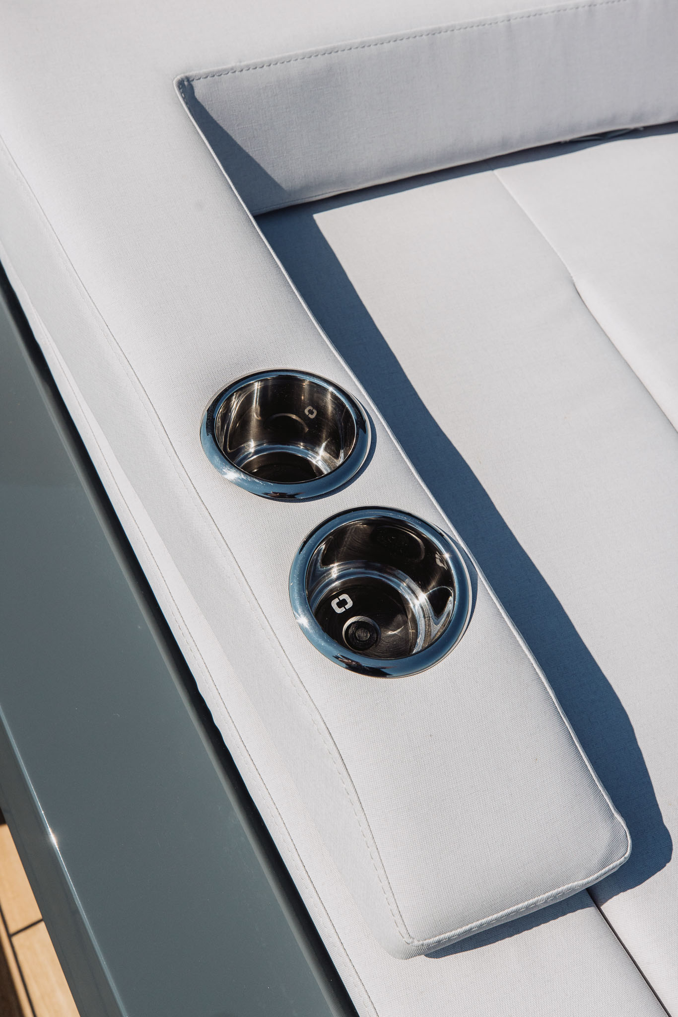 XO Boats EXPLR 44 — photo 9