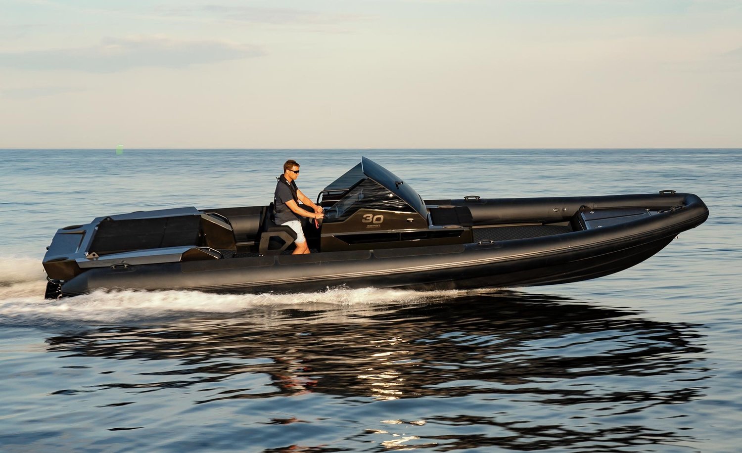 Goldfish Boat 30 Sport — photo 7