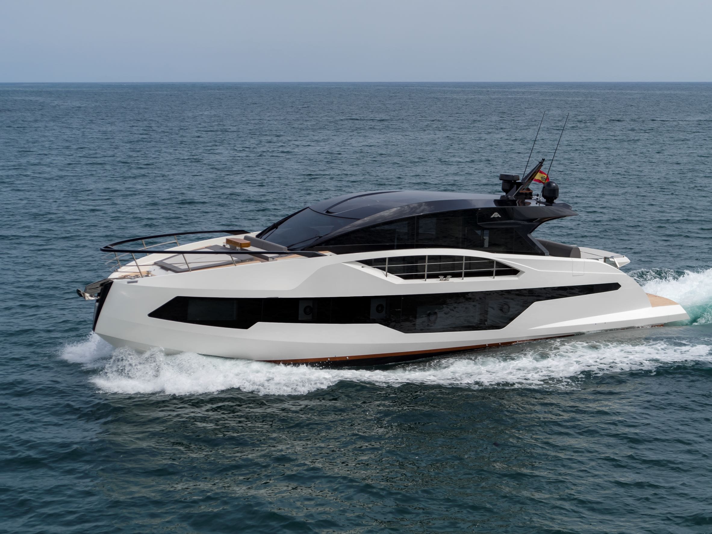 Astondoa 677 Coupe — photo 9