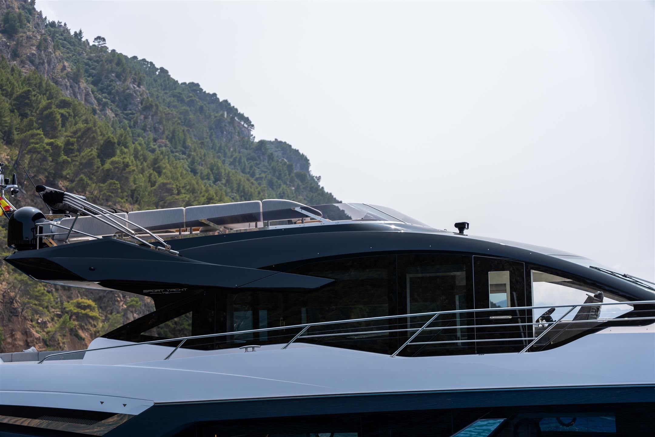 Sunseeker Predator 75 SportFly — 照片 2